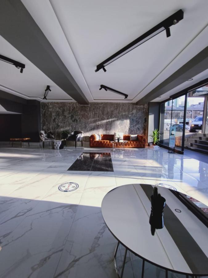 Hola Suites Istanboel