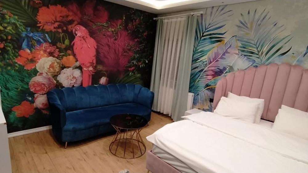 Hola Suites Istanboel