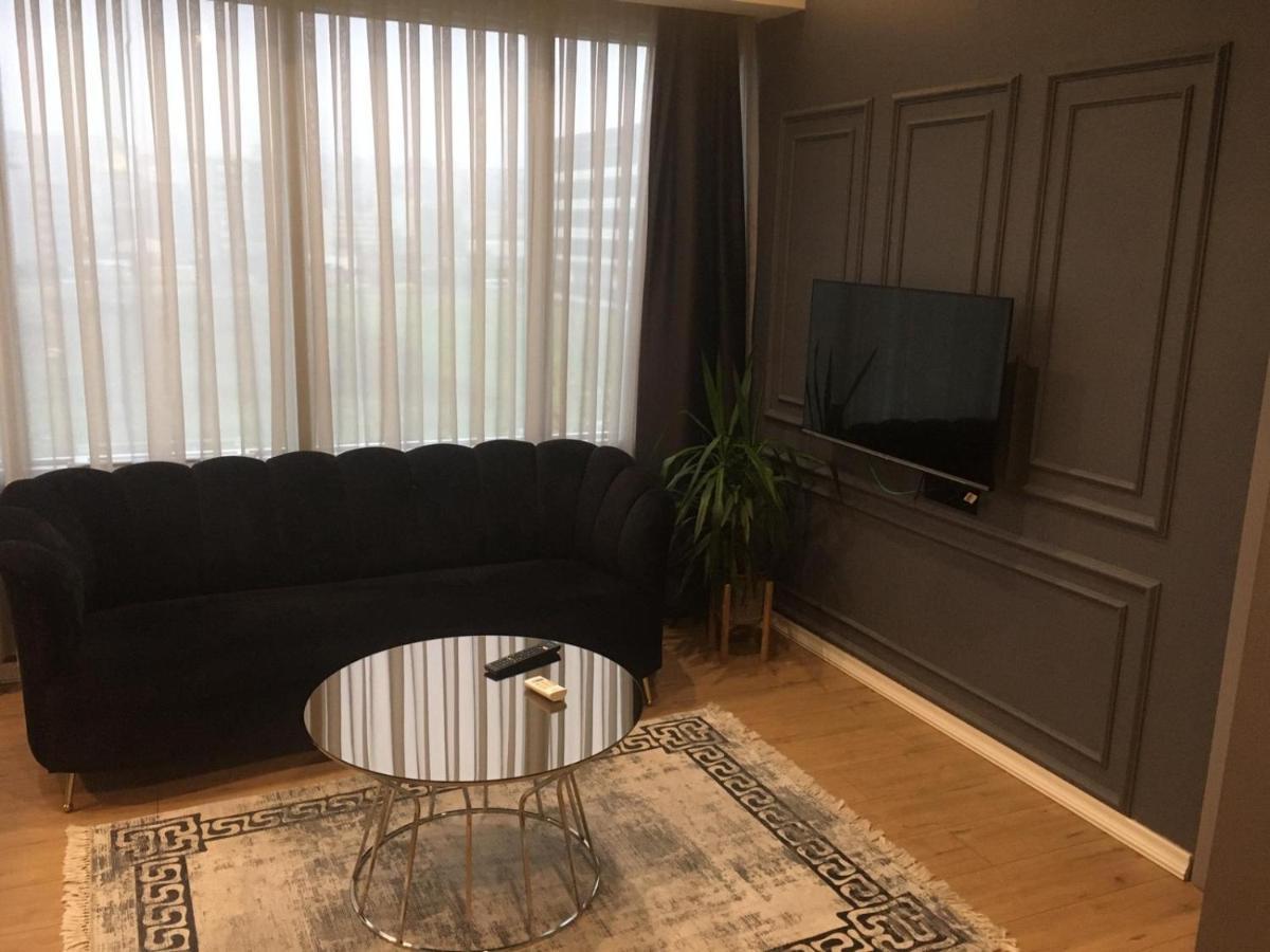 Hola Suites Hotel de apartamente *
